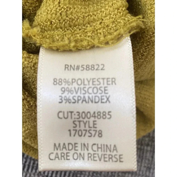 Max Studio Ruched 3/4 Sleeve Chartreuse Green Sweater Size Small - Picture 6 of 7